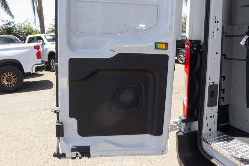 2023 Ford E-Transit