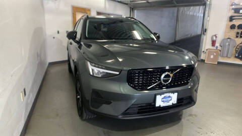 2026 Volvo XC40 B5 Core