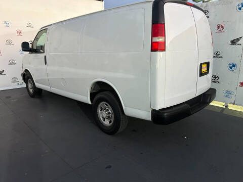 2015 Chevrolet Express 2500