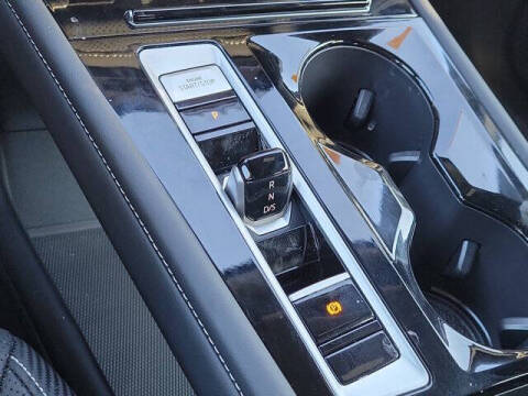 2025 Volkswagen Atlas Cross Sport SE