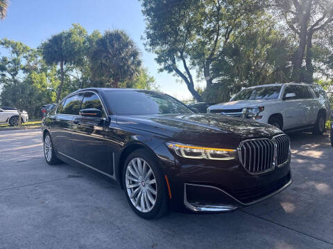 2022 BMW 7 Series 740i