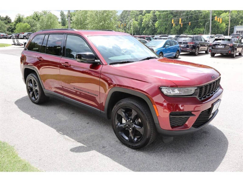 2022 Jeep Grand Cherokee Laredo