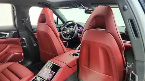 2023 Porsche Panamera Platinum Edition