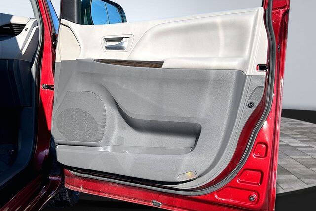 2017 Toyota Sienna