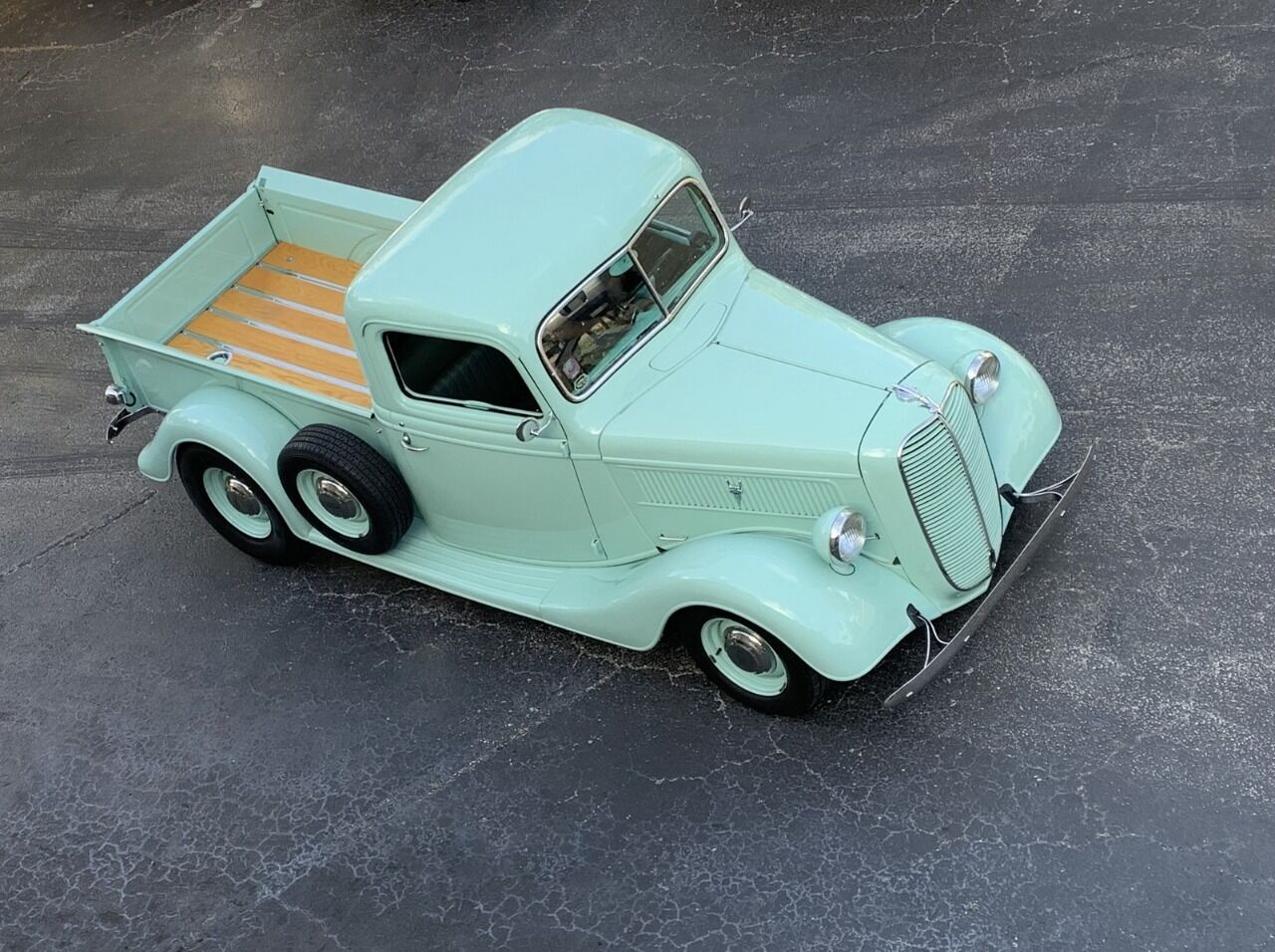 1937 Ford Pickup 31