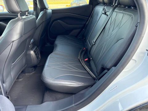 2023 Ford Mustang Mach-E California Route 1