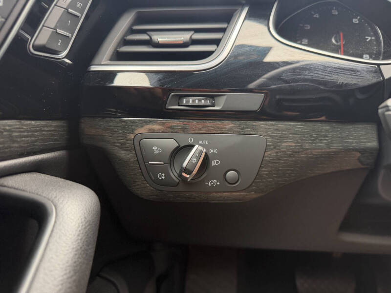 2019 Audi Q7 quattro Premium 55 TFSI