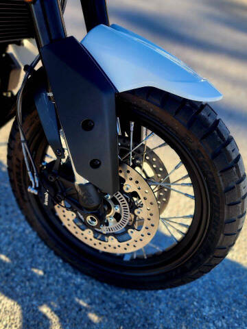 2023 Moto Morini X-CAPE 650