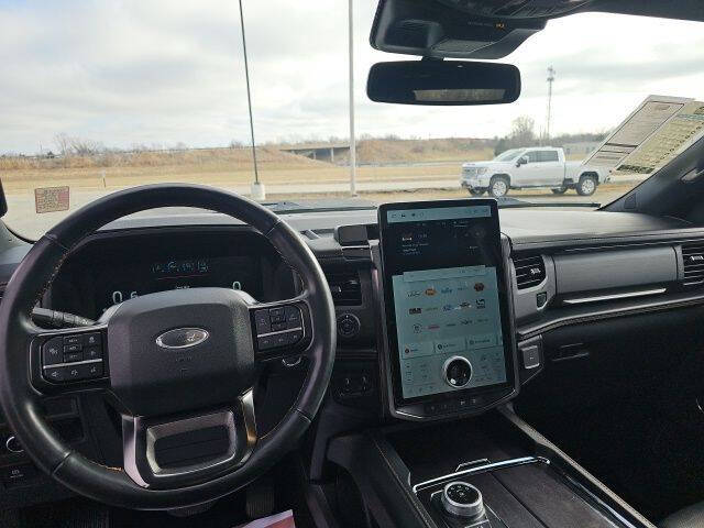 2023 Ford Expedition MAX Platinum