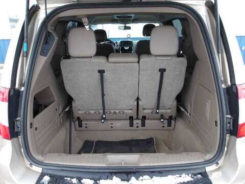 2013 Chrysler Town and Country Touring