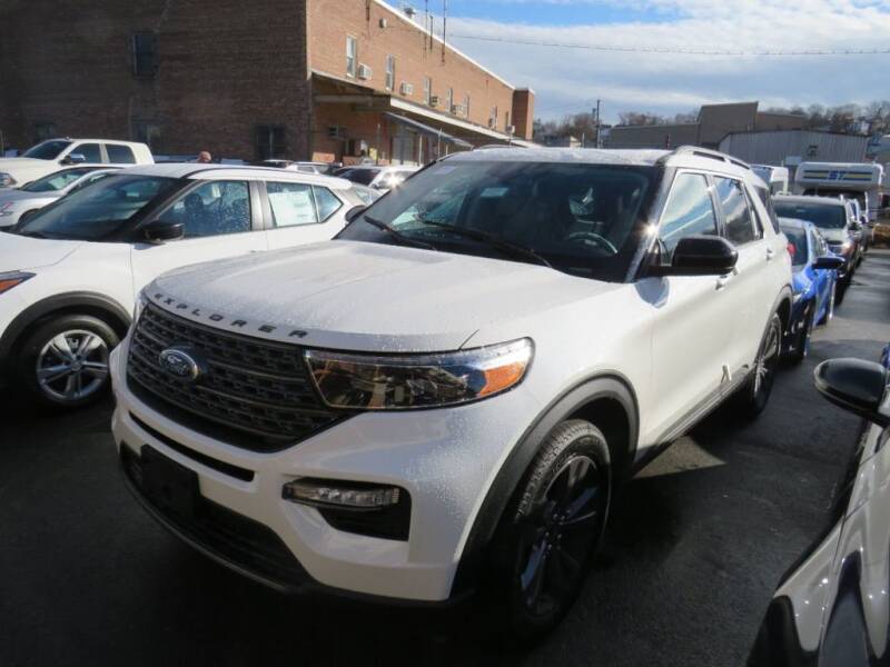 2022 Ford Explorer for sale at Saw Mill Auto in Yonkers NY