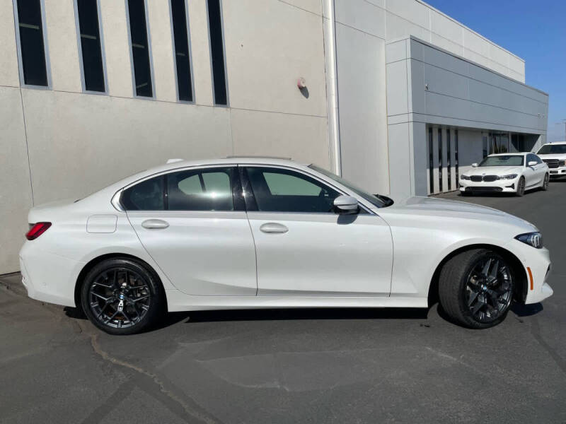 2025 BMW 3 Series 330i xDrive