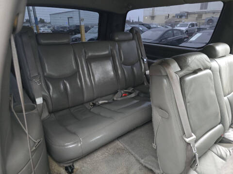 2003 GMC Yukon XL Denali