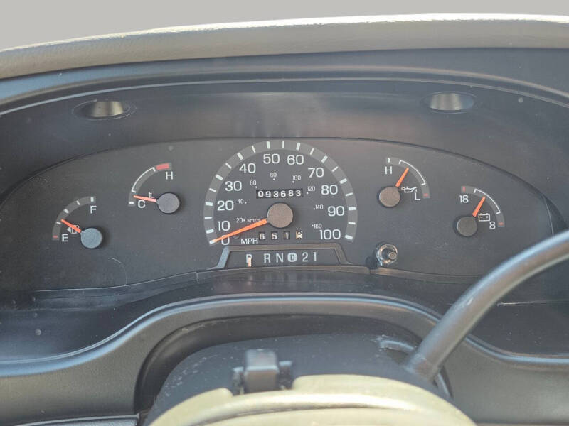 2001 Ford E-Series E-350 SD XLT