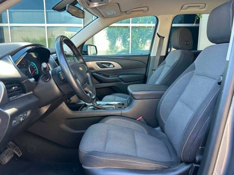 2018 Chevrolet Traverse LT Cloth