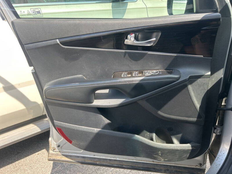 2019 Kia Sorento L