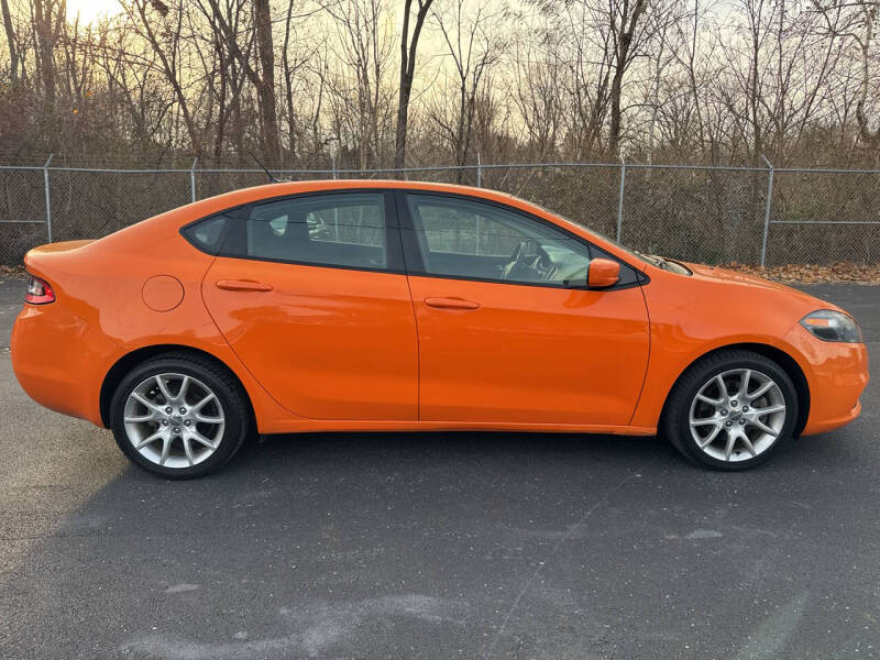 2013 Dodge Dart SXT photo 9