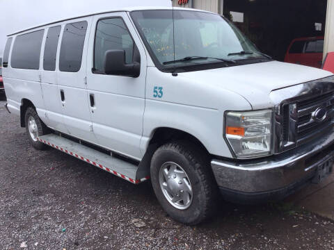 2013 Ford E-Series E-350 SD XL