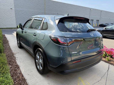 2025 Honda HR-V LX
