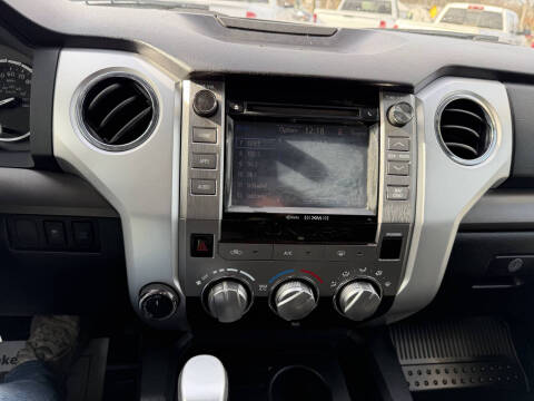 2015 Toyota Tundra SR5