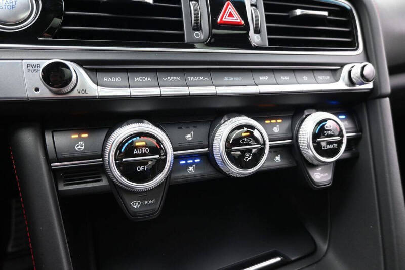 2021 Genesis G70