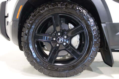 2020 Land Rover Defender 110 SE