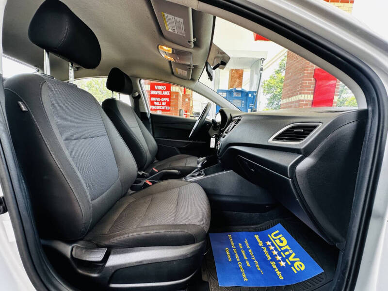 2019 Hyundai Accent SE