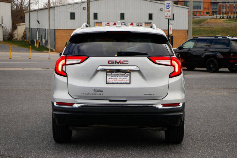 2022 GMC Terrain SLT