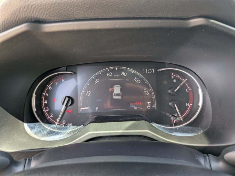 2025 Toyota RAV4 LE