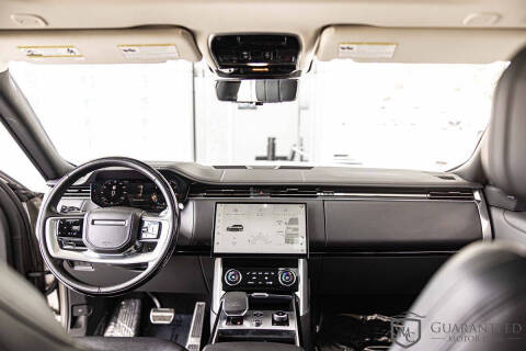 2023 Land Rover Range Rover P530 SE