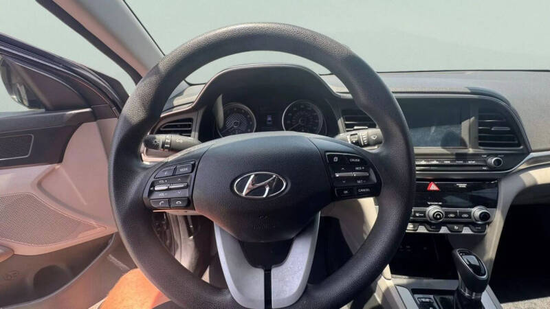 2020 Hyundai Elantra
