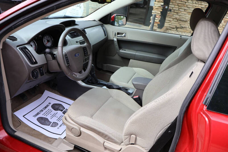 2010 Ford Focus SES