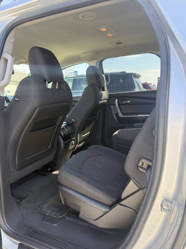 2011 GMC Acadia SLE