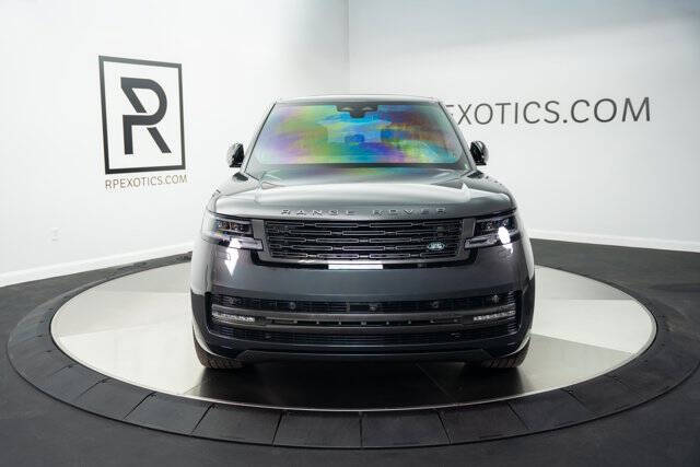 2025 Land Rover Range Rover P400 SE