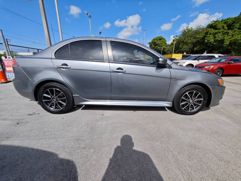 2015 Mitsubishi Lancer SE