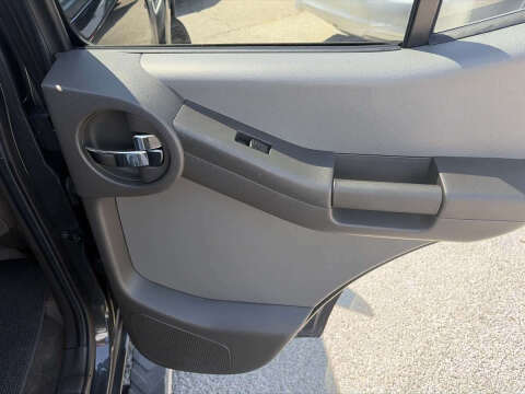 2011 Nissan Xterra S