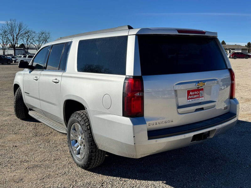 2017 Chevrolet Suburban LT