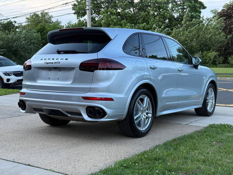 2017 Porsche Cayenne GTS