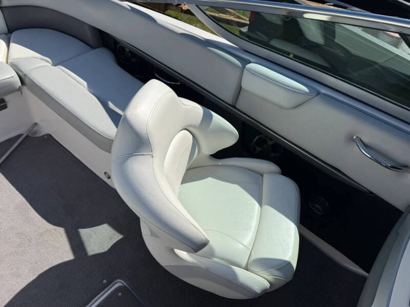 2012 Regal 2300
