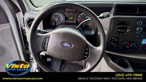 2013 Ford E-Series E-350 SD XLT