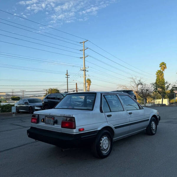1987 Toyota Corolla Deluxe