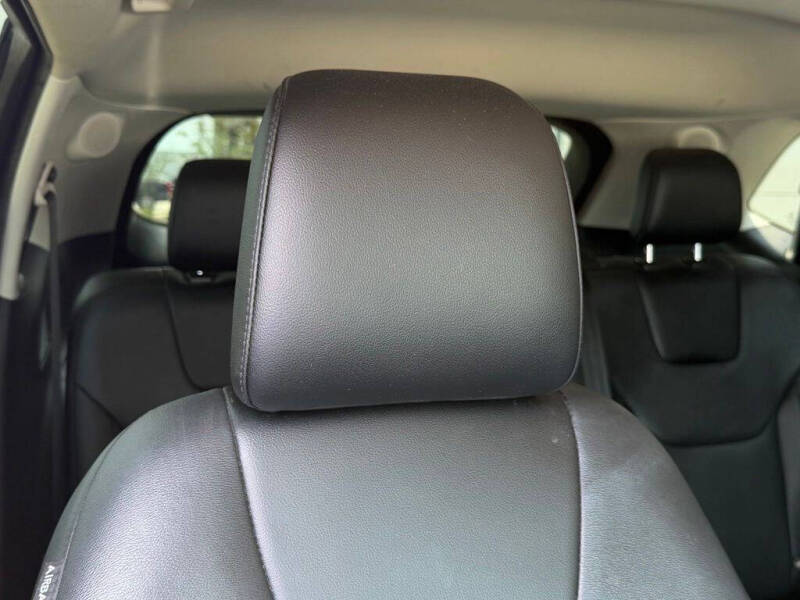 2021 Ford Edge Titanium