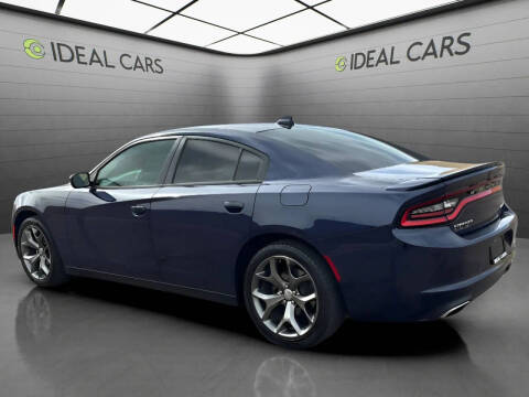 2016 Dodge Charger SXT