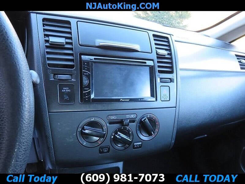 2011 Nissan Versa 1.8 S