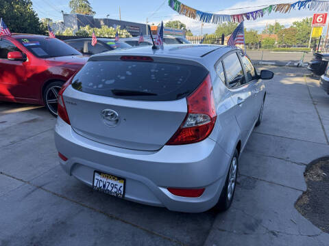 2013 Hyundai Accent GS