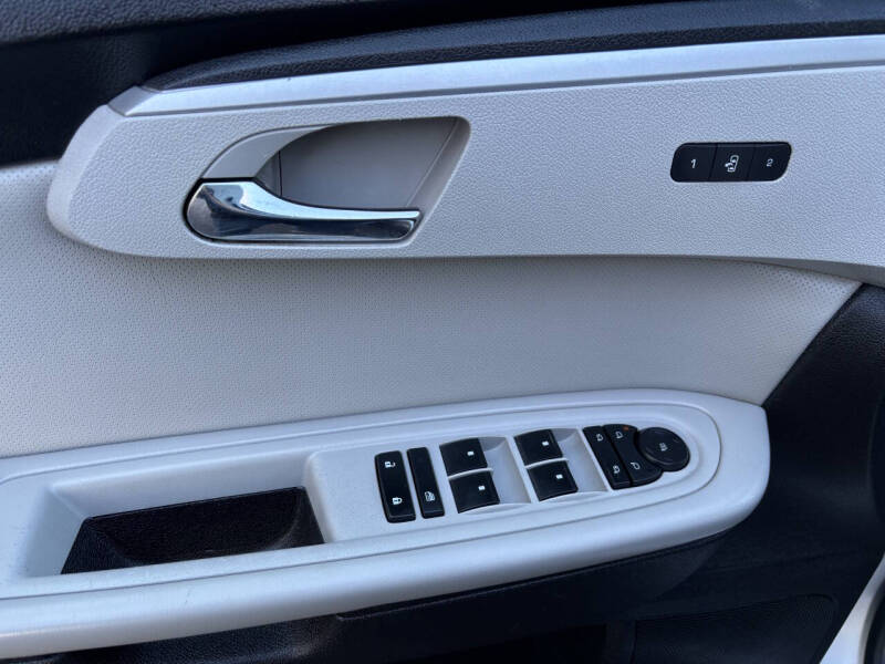 2012 Chevrolet Traverse LTZ