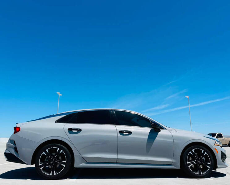 2022 Kia K5 GT-Line