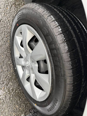 2013 Toyota Matrix S