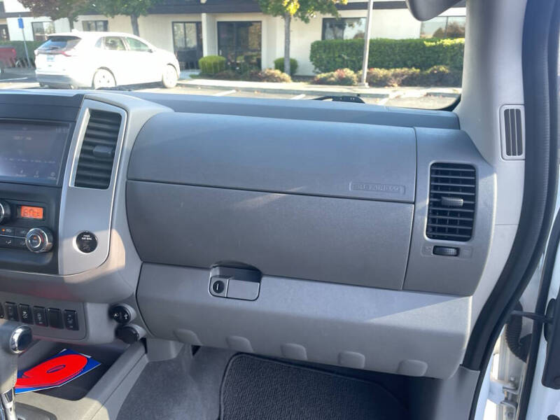 2019 Nissan Frontier SV