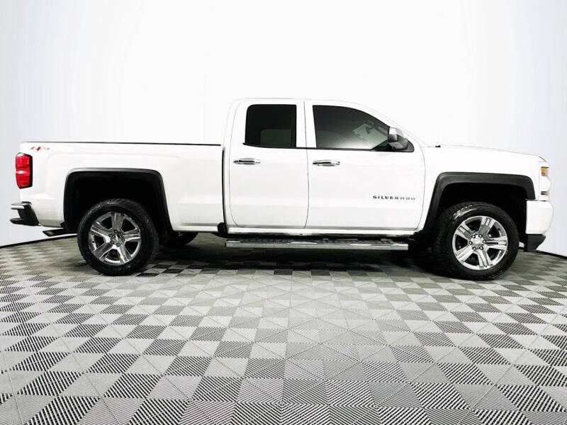 2017 Chevrolet Silverado 1500 Custom